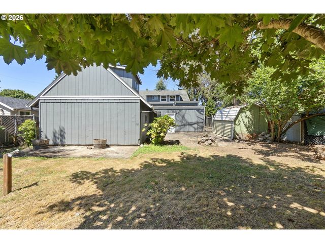 11122 Ne WYGANT St, Portland, OR 97220