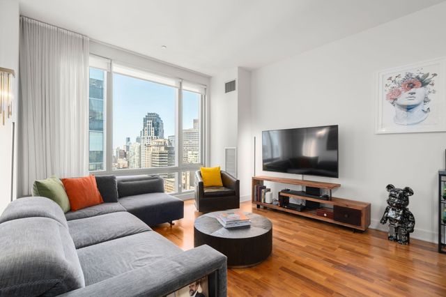 500 Atlantic Ave 21M, Boston, MA 02210