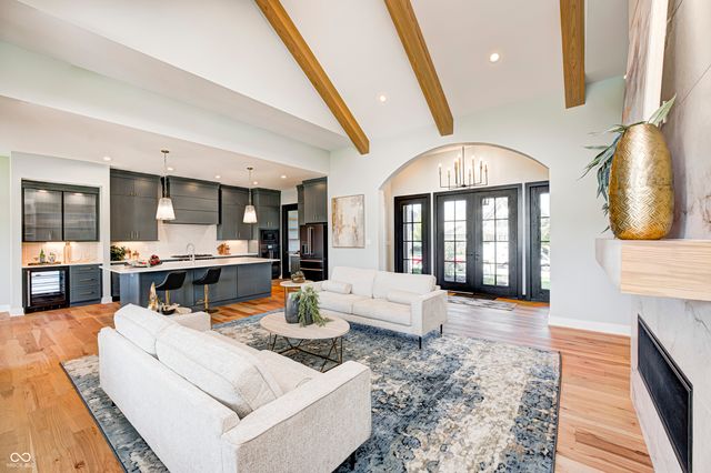 11293 Golden Bear Way, Noblesville, IN 46060