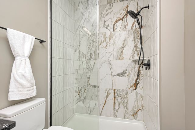 11293 Golden Bear Way, Noblesville, IN 46060