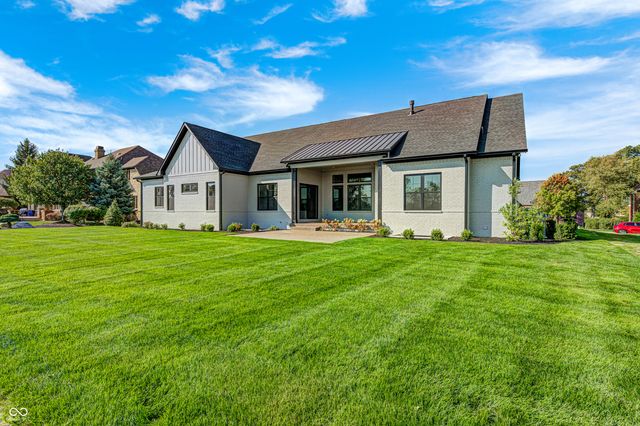 11293 Golden Bear Way, Noblesville, IN 46060