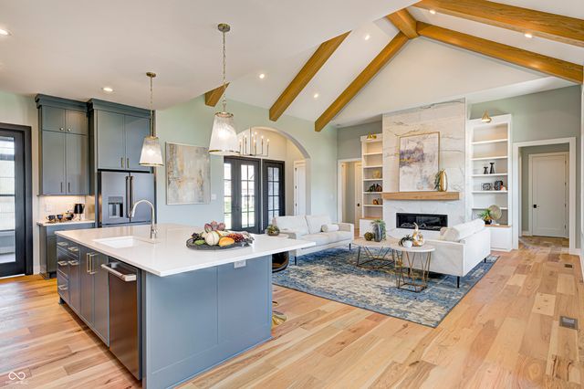 11293 Golden Bear Way, Noblesville, IN 46060