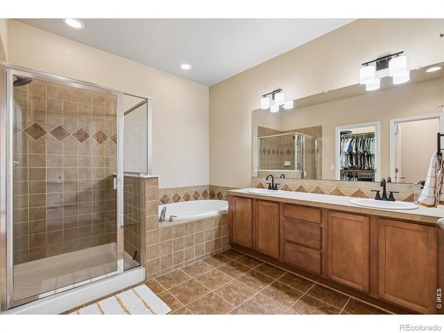 8906 E Nichols Place, Centennial, CO 80112