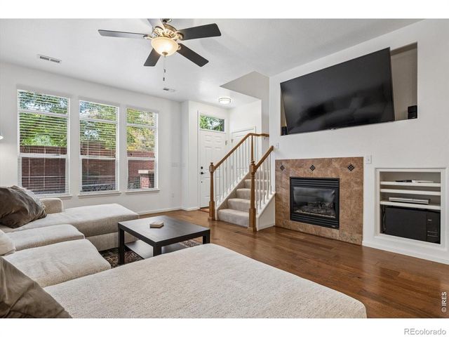 8906 E Nichols Place, Centennial, CO 80112