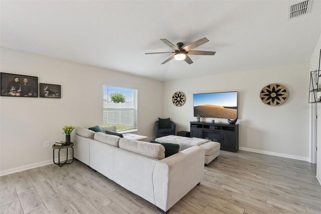570 PEG COURT, St Cloud, FL 34772