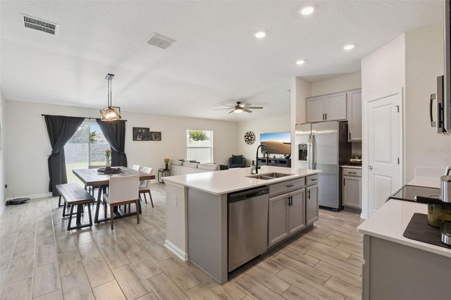 570 PEG COURT, St Cloud, FL 34772