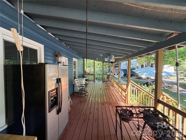 6228 Freedom Drive, Charlotte, NC 28214