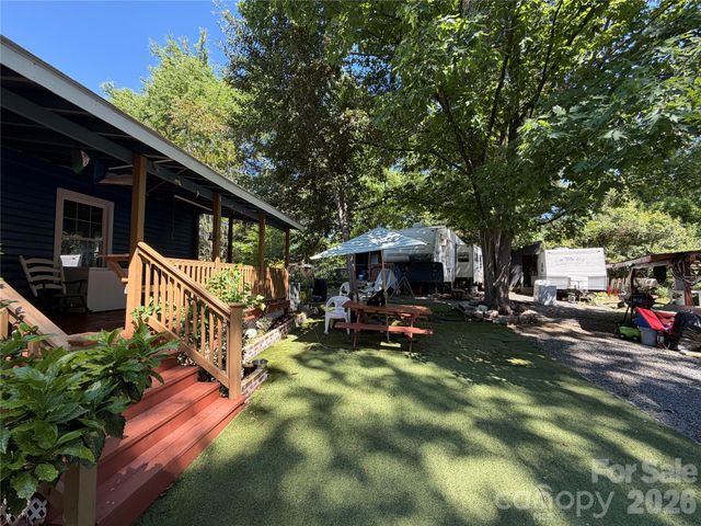 6228 Freedom Drive, Charlotte, NC 28214