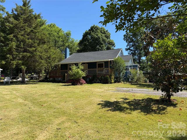 6228 Freedom Drive, Charlotte, NC 28214