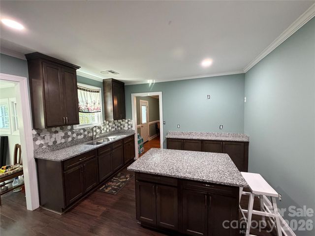 6228 Freedom Drive, Charlotte, NC 28214