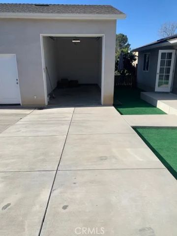 2050 8th, San Fernando, CA 91340