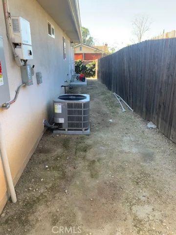 2050 8th, San Fernando, CA 91340