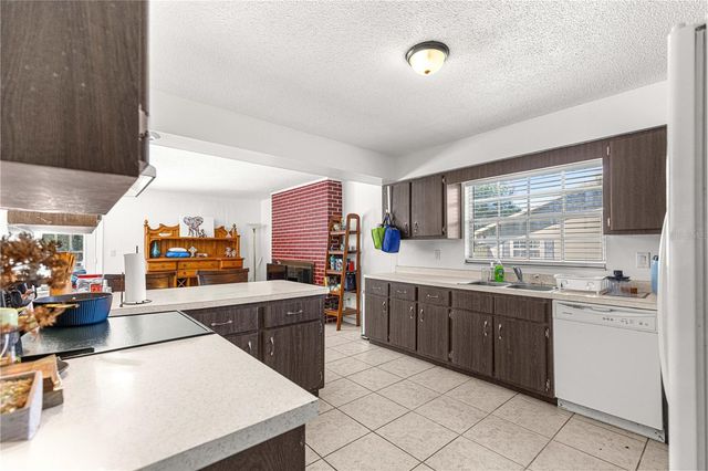 2130 NE 10TH STREET, Ocala, FL 34470