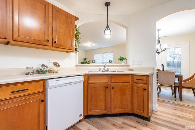 2081 W Arbor Ridge Way, Bloomington, IN 47403