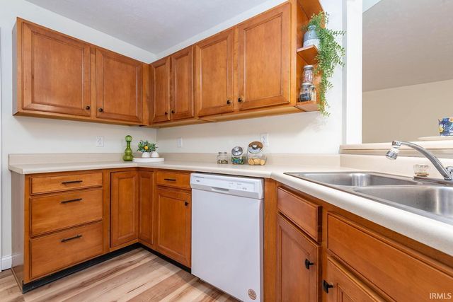 2081 W Arbor Ridge Way, Bloomington, IN 47403