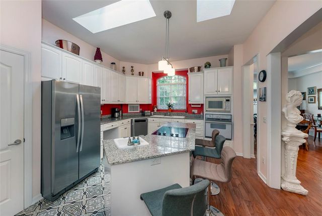 5393 SHORELINE CIRCLE, Sanford, FL 32771