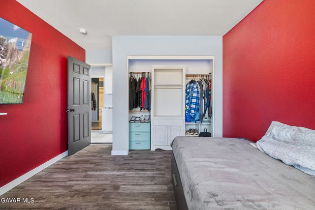 17322 Longmeadow Avenue, Lake Los Angeles, CA 93591