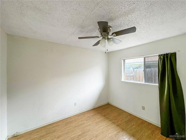 2417 W Iris Avenue, Mcallen, TX 78501