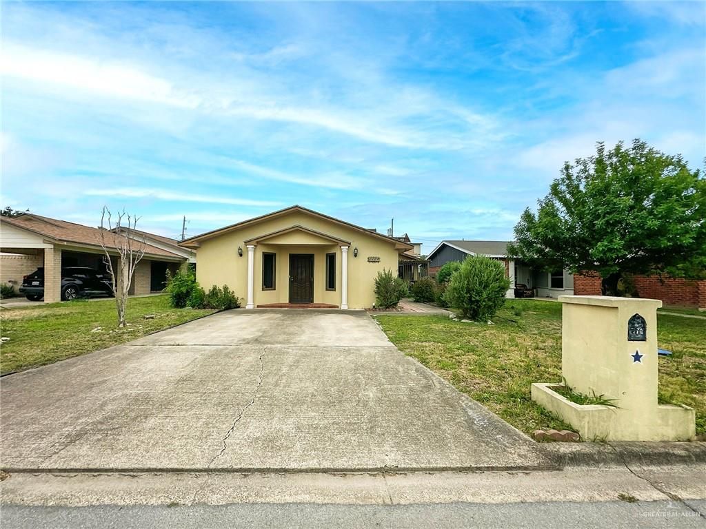 2417 W Iris Avenue, Mcallen, TX 78501