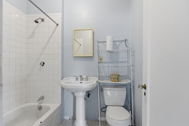 12 Bellvista Road 4, Boston, MA 02135
