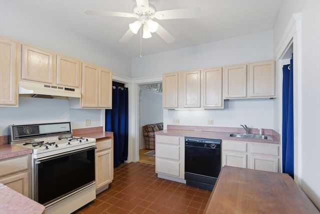 12 Bellvista Road 4, Boston, MA 02135