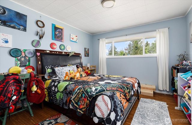 462 SE Quaker Street, Oak Harbor, WA 98277