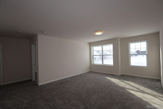 709 Whisperwood Way, Chelsea, MI 48118