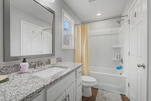 222 Cave St, Clarksville, TN 37042