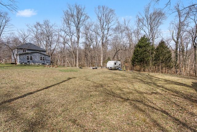 222 Cave St, Clarksville, TN 37042