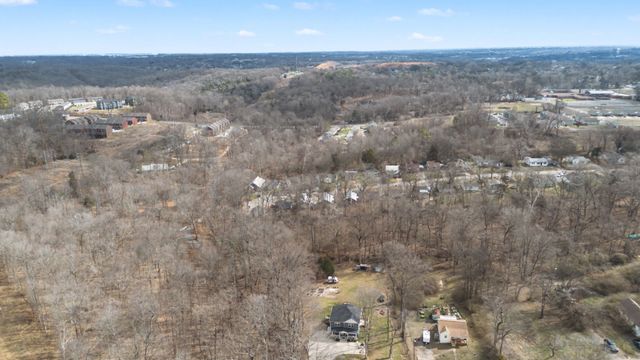 222 Cave St, Clarksville, TN 37042