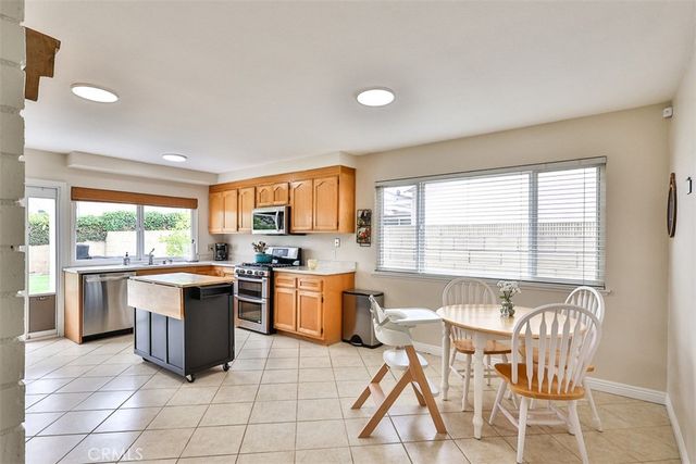 5017 E Holbrook, Anaheim, CA 92807