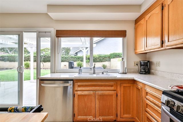 5017 E Holbrook, Anaheim, CA 92807