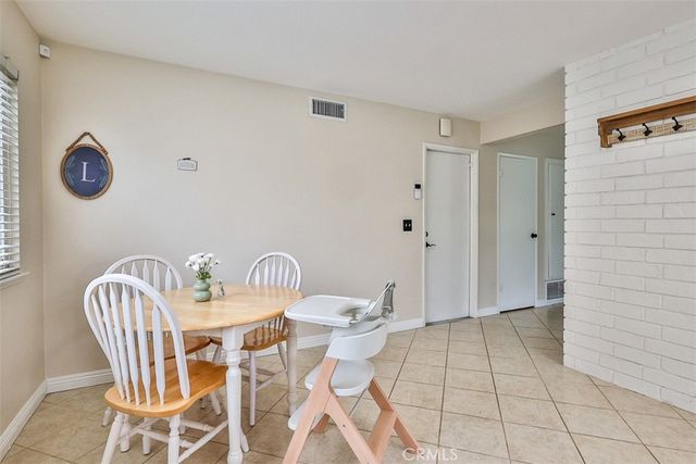 5017 E Holbrook, Anaheim, CA 92807