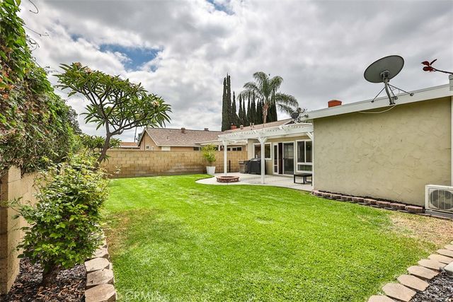 5017 E Holbrook, Anaheim, CA 92807