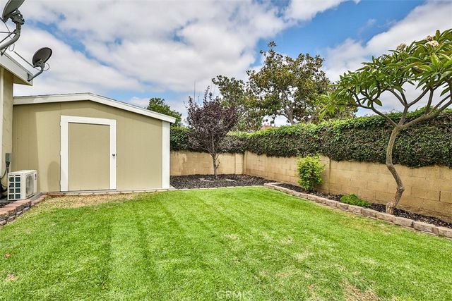 5017 E Holbrook, Anaheim, CA 92807