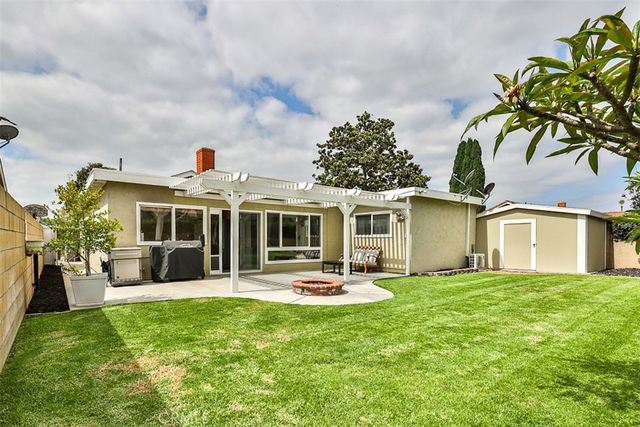 5017 E Holbrook, Anaheim, CA 92807