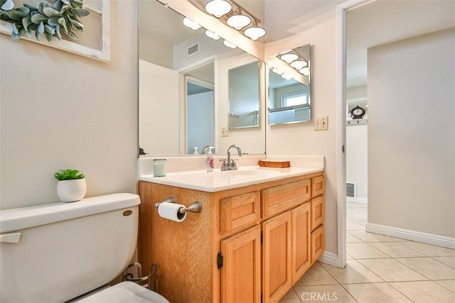 5017 E Holbrook, Anaheim, CA 92807