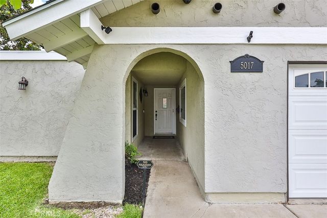 5017 E Holbrook, Anaheim, CA 92807