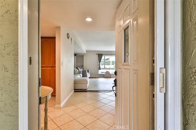5017 E Holbrook, Anaheim, CA 92807