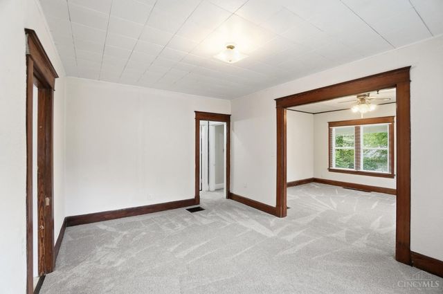 6 Sunset Place, Middletown, OH 45042