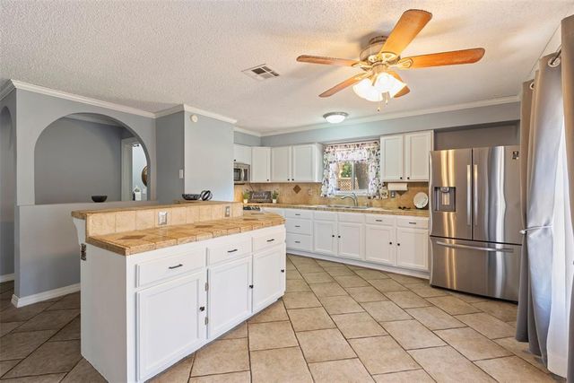 329326 E 1021 Road, Harrah, OK 73045