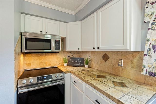 329326 E 1021 Road, Harrah, OK 73045