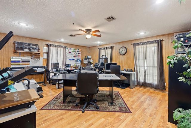 329326 E 1021 Road, Harrah, OK 73045