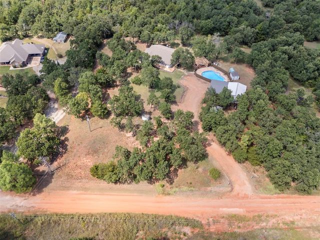 329326 E 1021 Road, Harrah, OK 73045