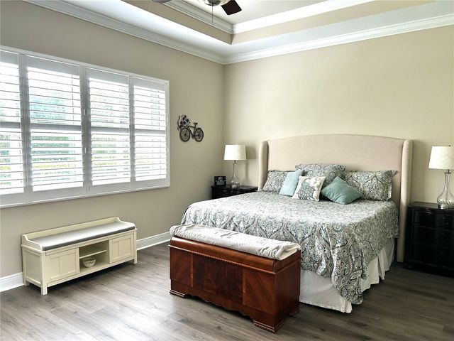 5033 LAKE OVERLOOK AVENUE, Bradenton, FL 34208