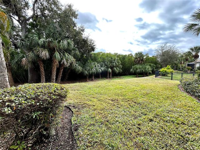 5033 LAKE OVERLOOK AVENUE, Bradenton, FL 34208