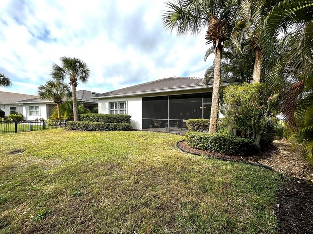 5033 LAKE OVERLOOK AVENUE, Bradenton, FL 34208