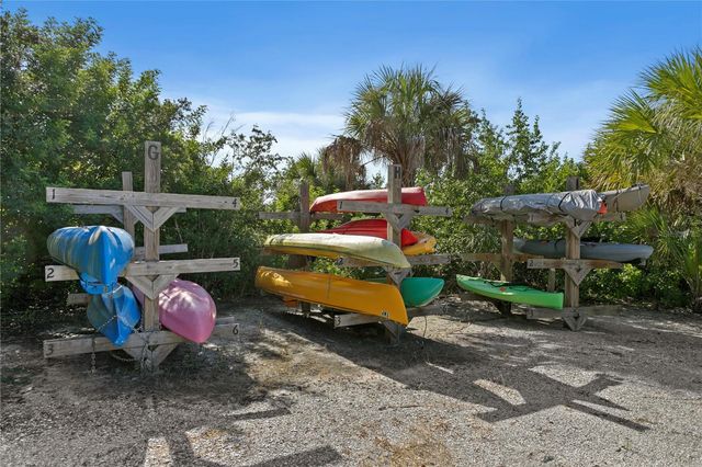 5033 LAKE OVERLOOK AVENUE, Bradenton, FL 34208