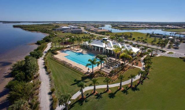 5033 LAKE OVERLOOK AVENUE, Bradenton, FL 34208