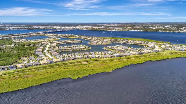 5033 LAKE OVERLOOK AVENUE, Bradenton, FL 34208